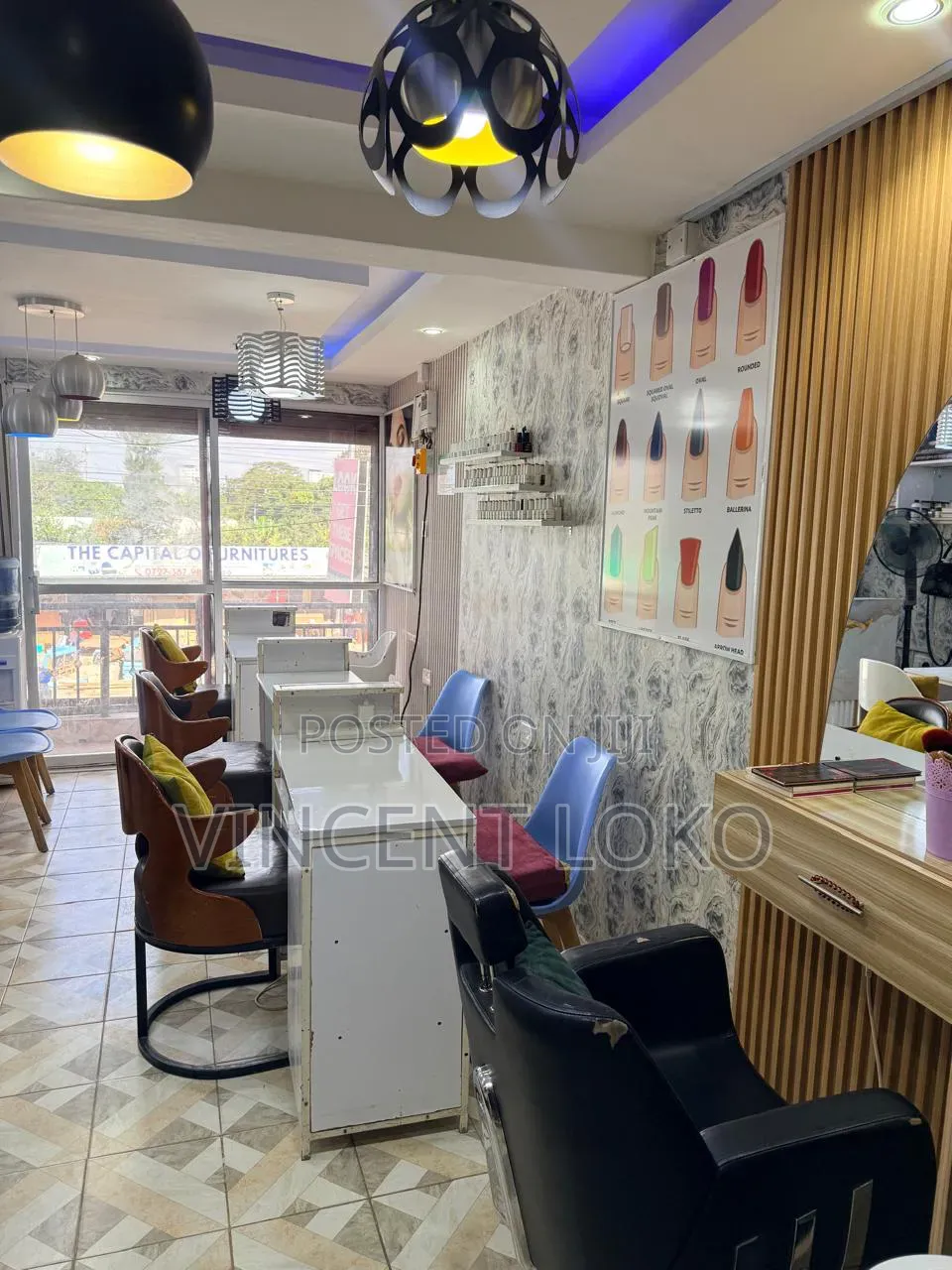 Tips "N" Toes Nail Bar for Sale