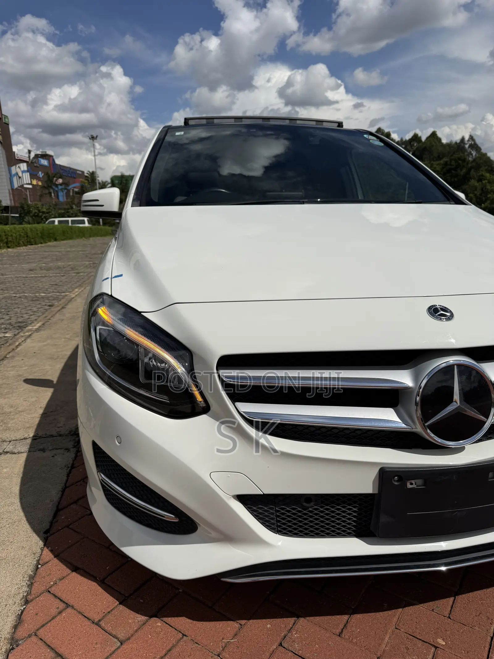 Mercedes-Benz B-Class B180 Petrol 2018 White