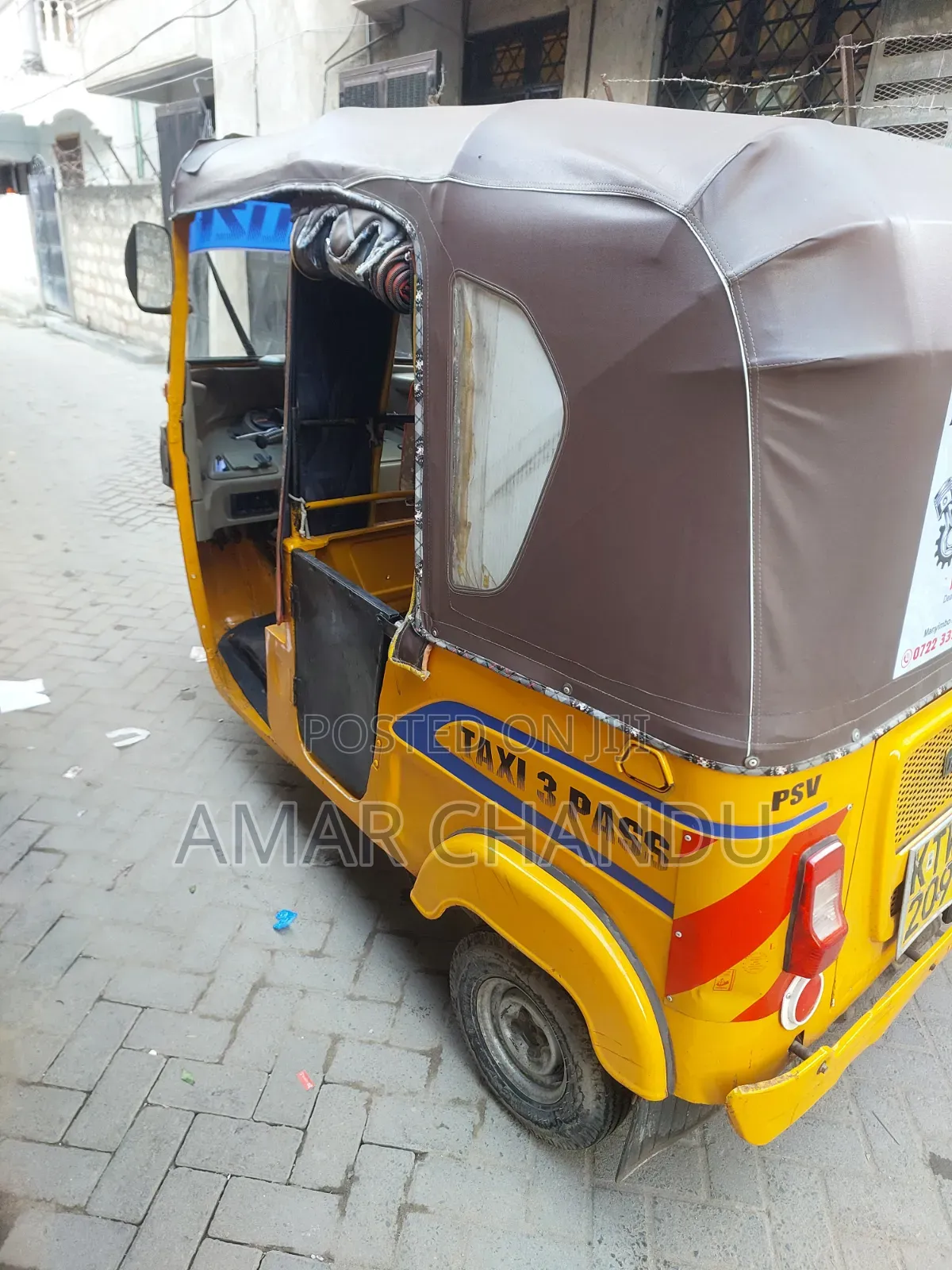 Bajaj RE 2021 Yellow