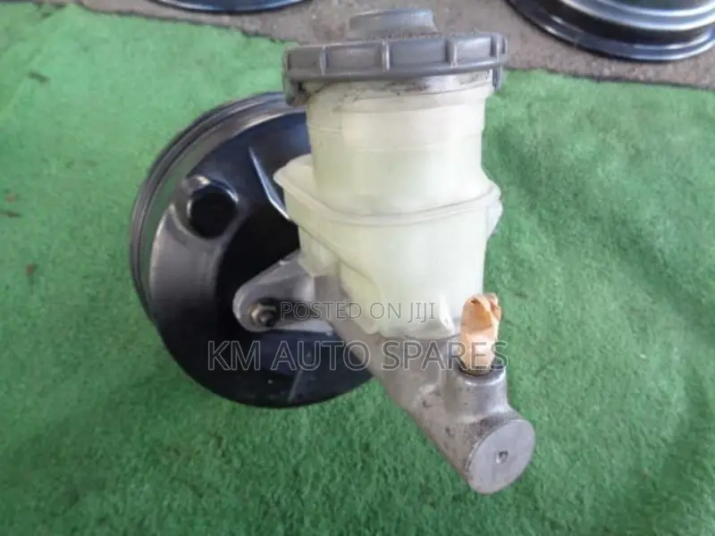 Honda Life Brake Booster/Master Cylinder