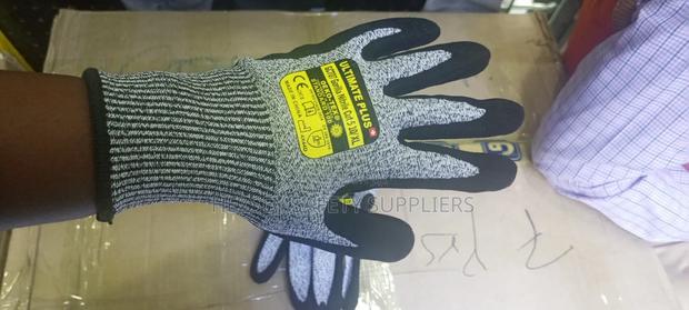 High Quality Gorilla Cut 5 Resistant Gloves - thumbnail 3