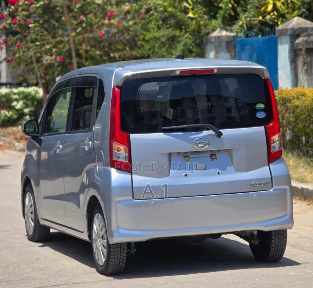 Daihatsu Move 2019 Silver