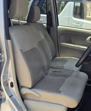 Daihatsu Move 2019 Silver