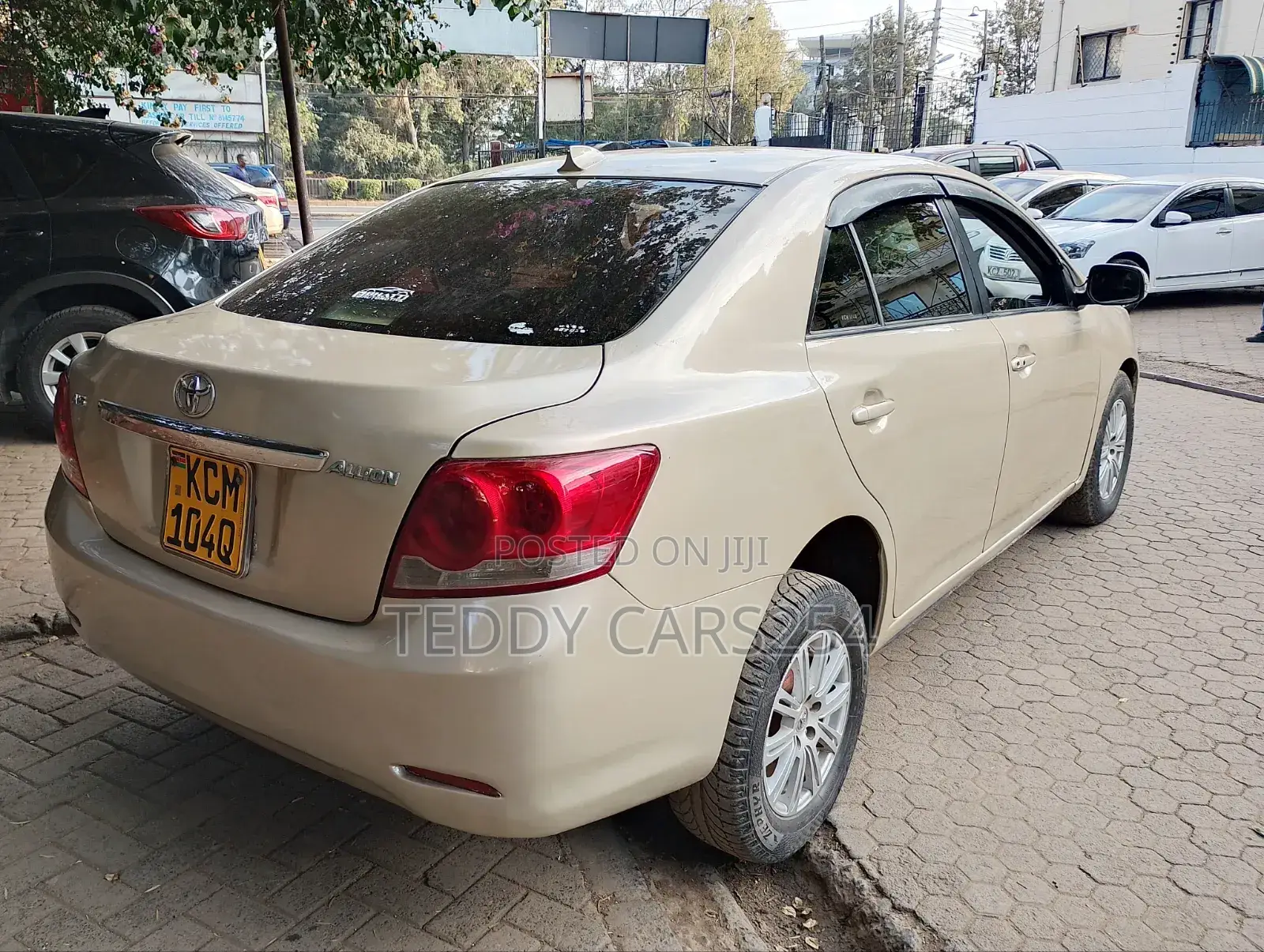 Toyota Allion 2010 Gold