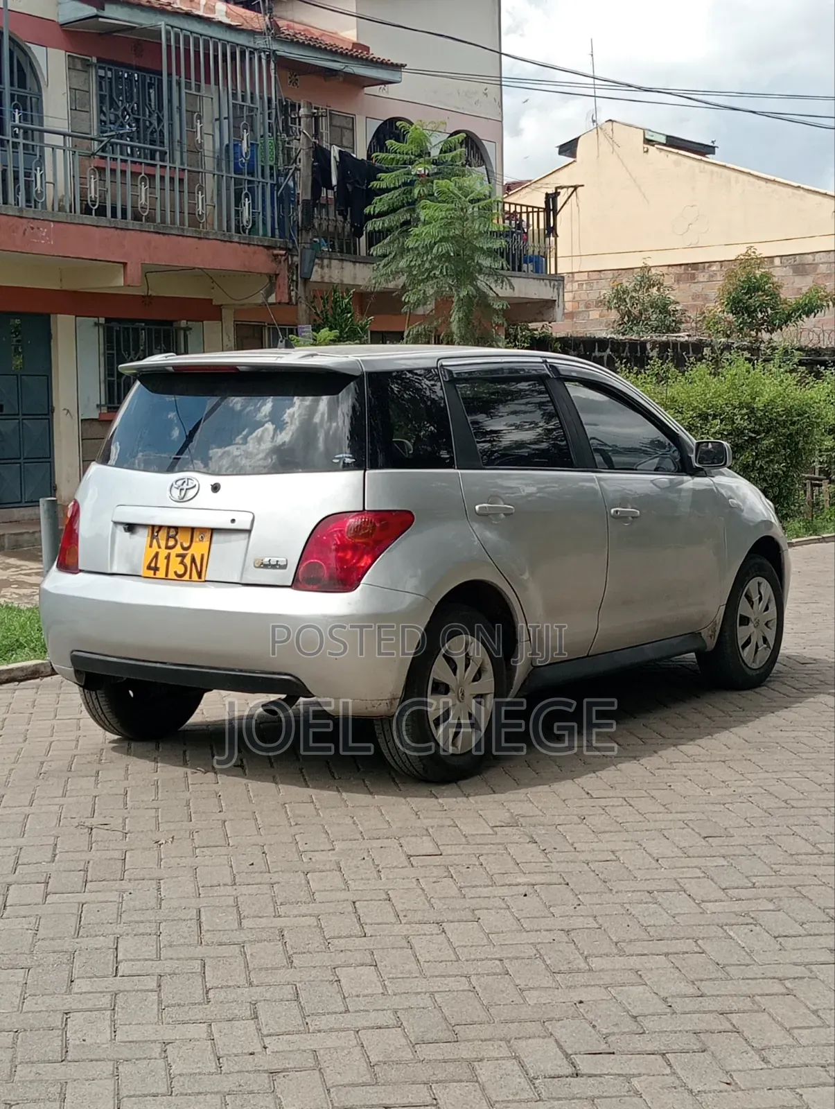Toyota IST 2001 Silver