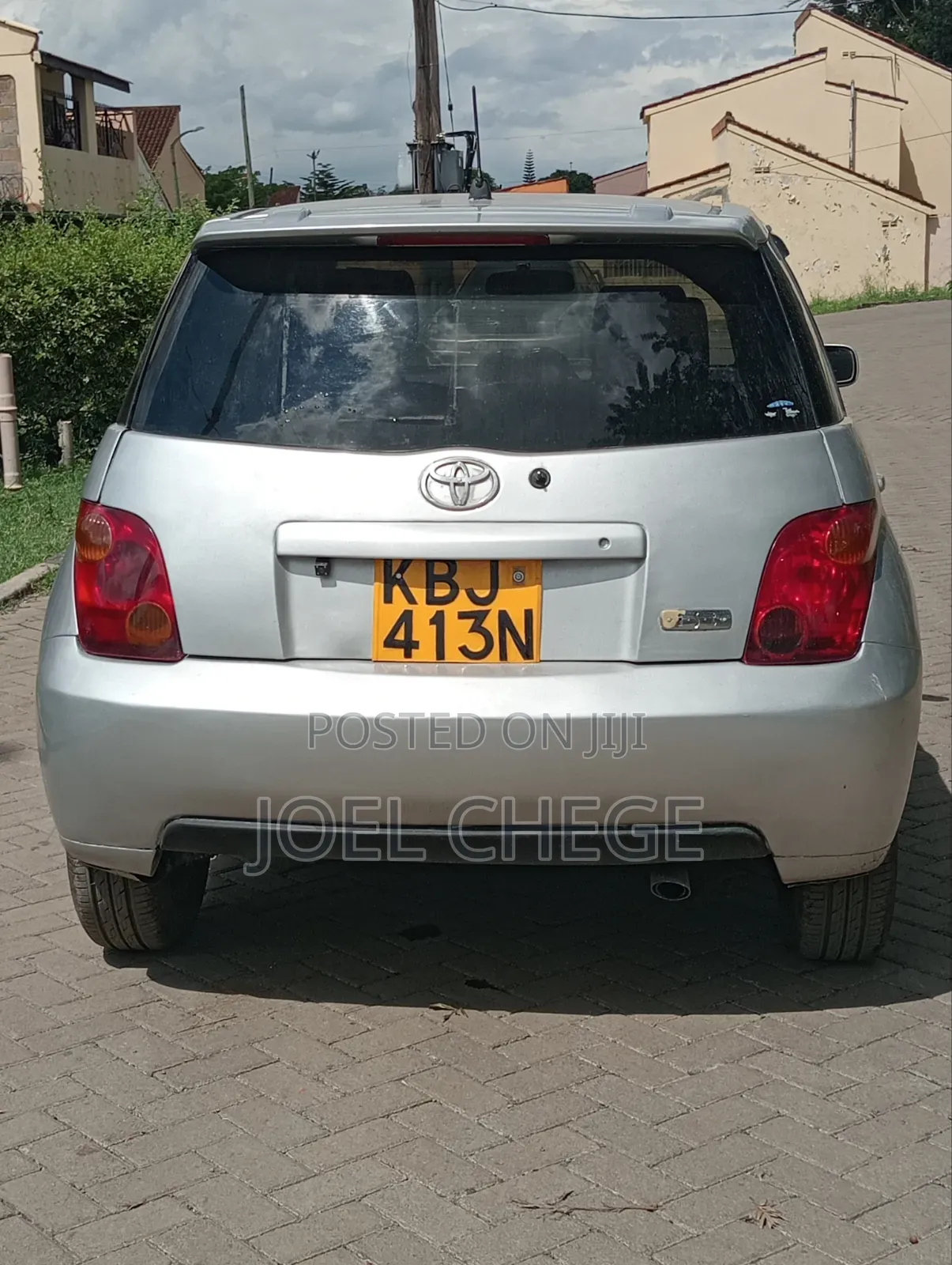 Toyota IST 2001 Silver