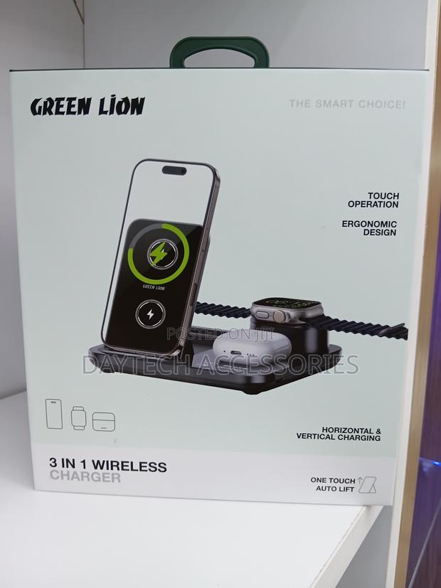 Green Lion 3 In1 Multifunctional Wireless Charging Station - Black