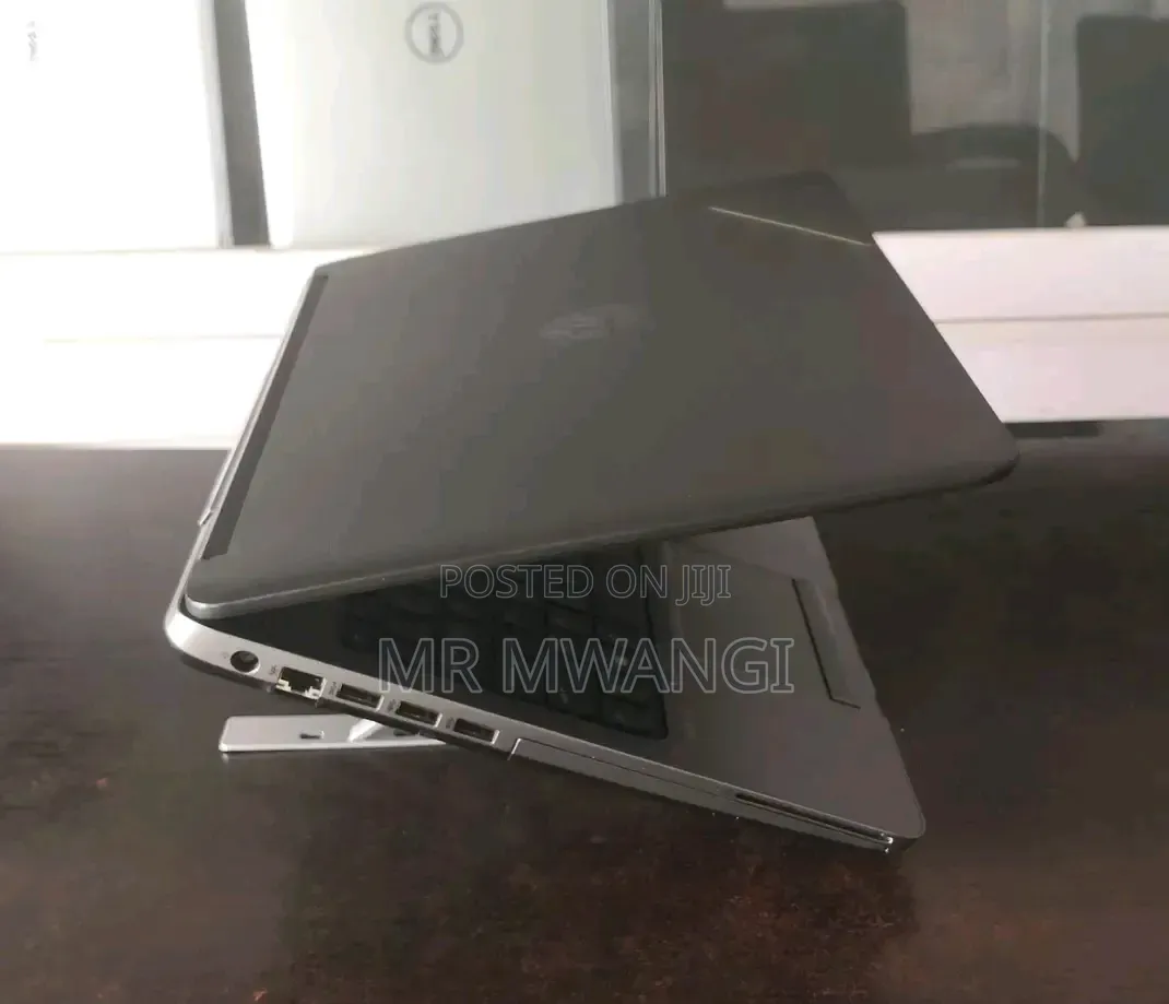 Laptop HP ProBook 650 G1 8GB Intel Core i5 HDD+SSD 512GB