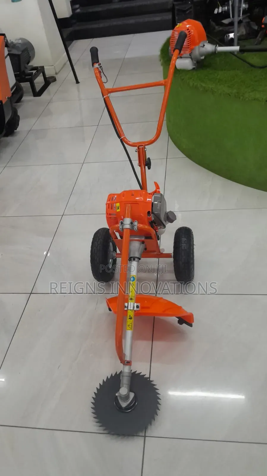 4 Stroke Brush Cutter