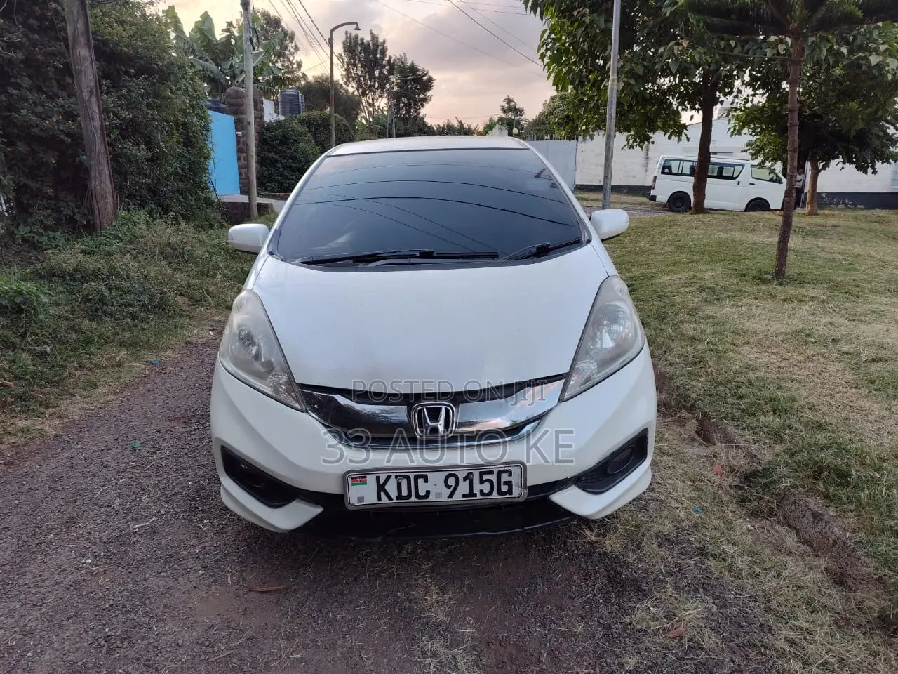 Honda Fit Shuttle 1.5 2WD 2014 White