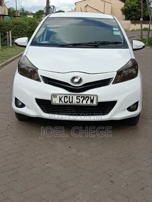 Toyota Vitz 2012 White