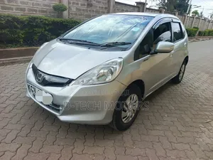 Honda Fit 2012 Silver