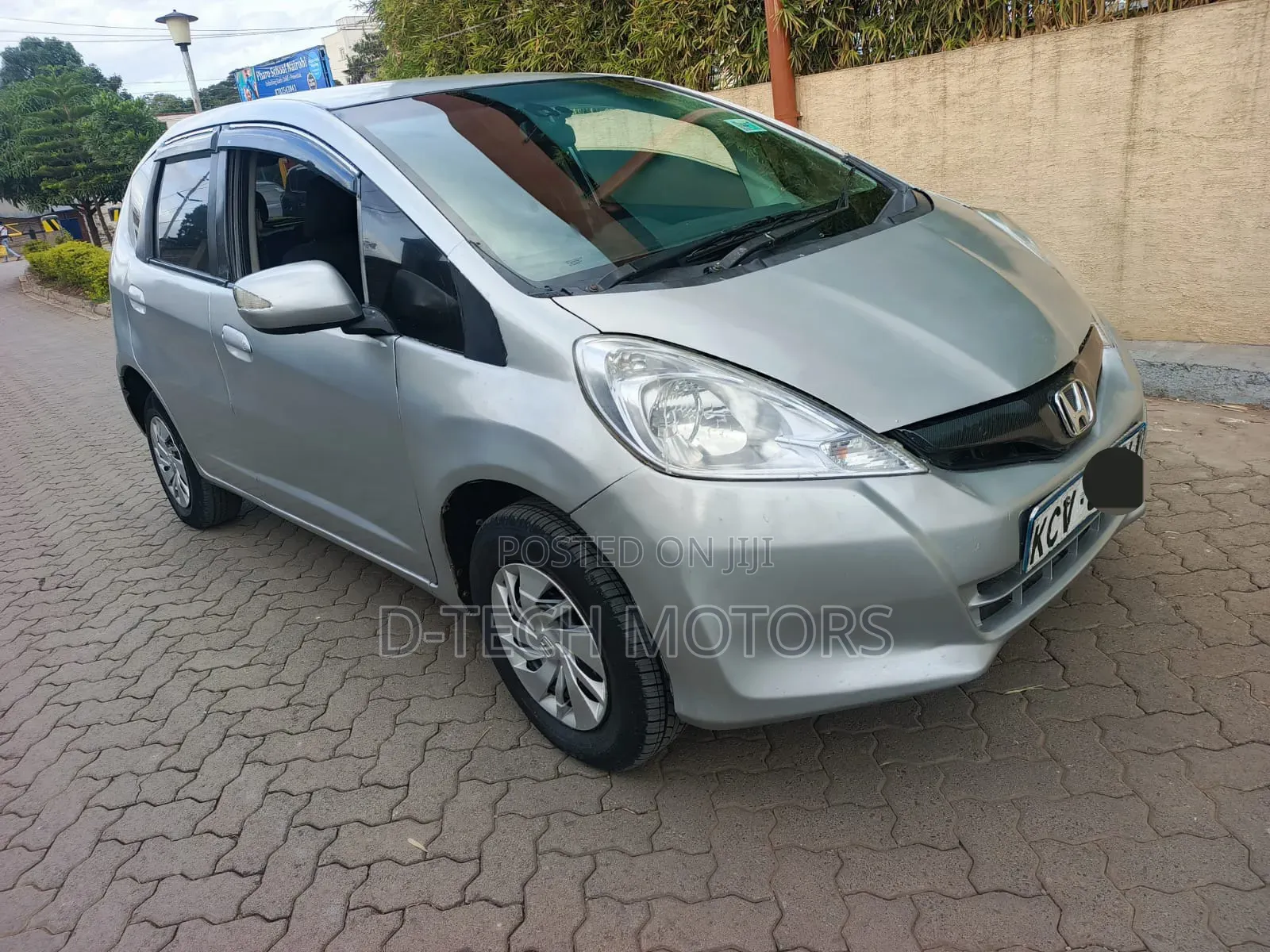 Honda Fit 2012 Silver