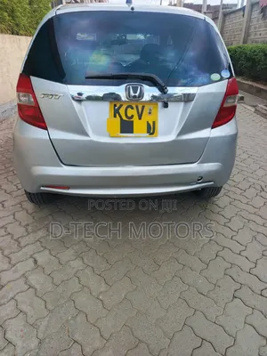 Honda Fit 2012 Silver