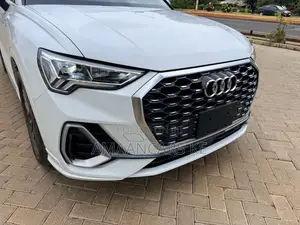 Audi Q3 2021 White