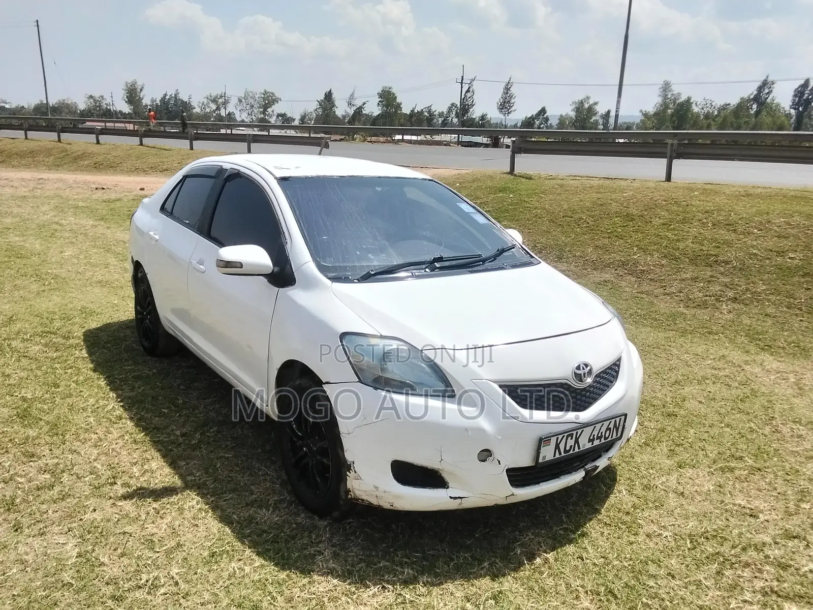 Toyota Belta 2009 White