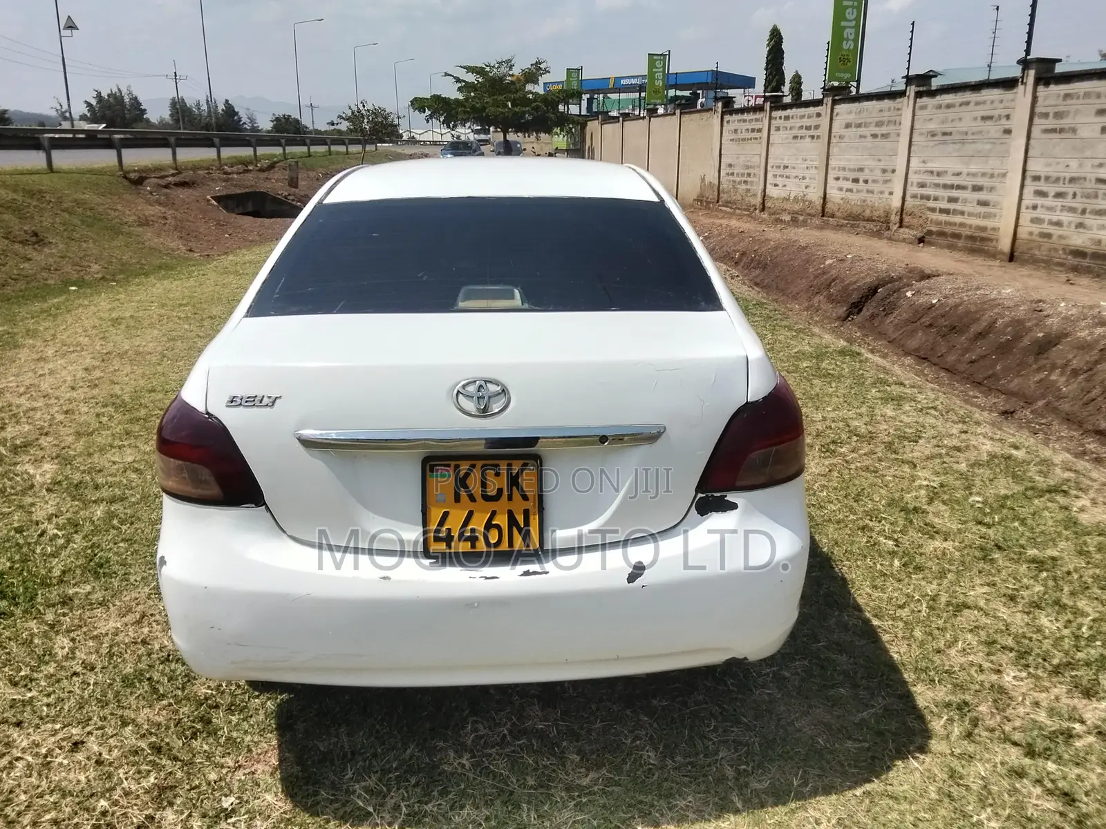 Toyota Belta 2009 White