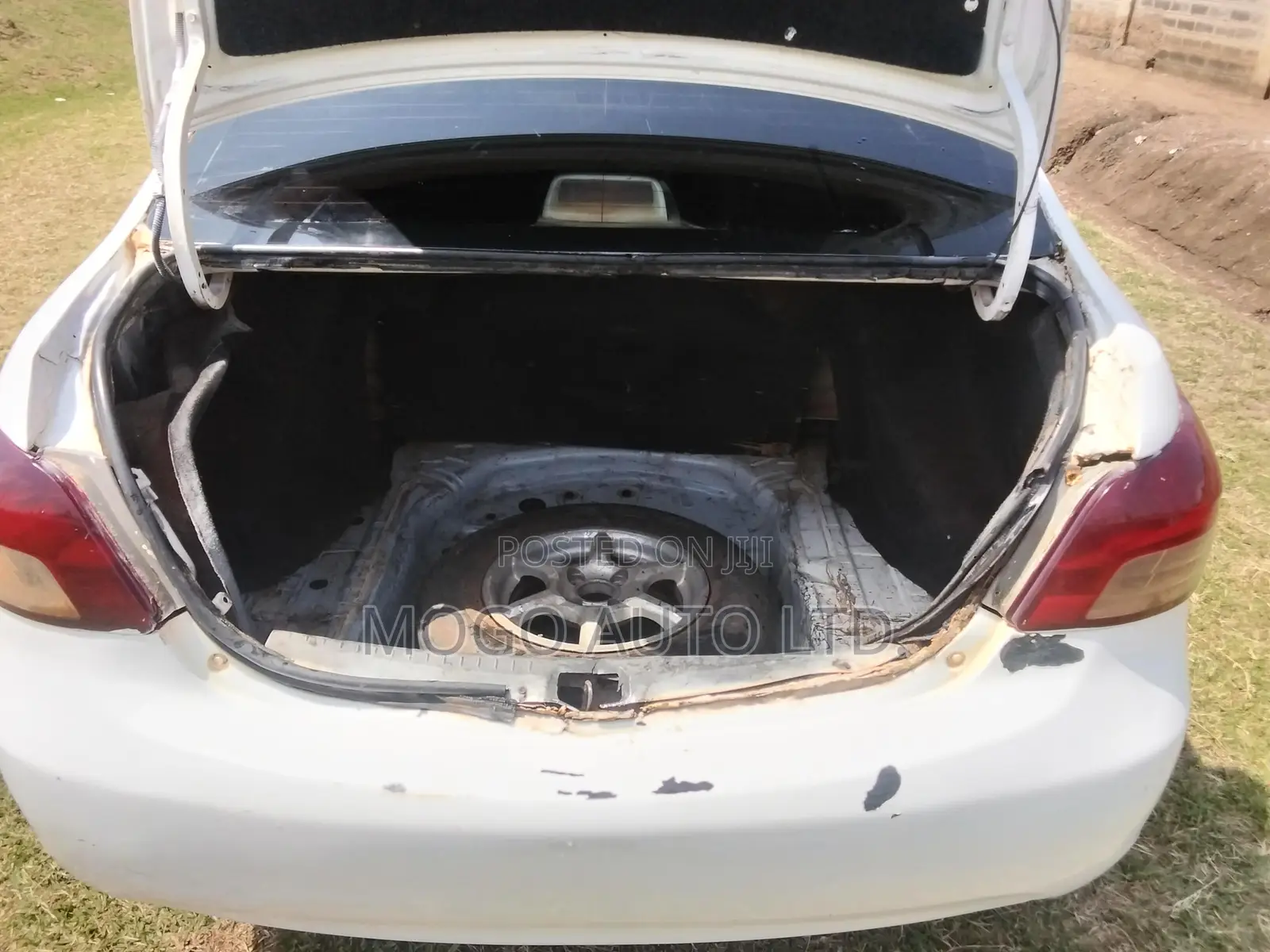 Toyota Belta 2009 White