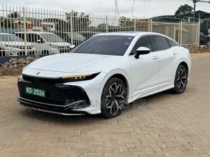 Toyota Crown 2023 White