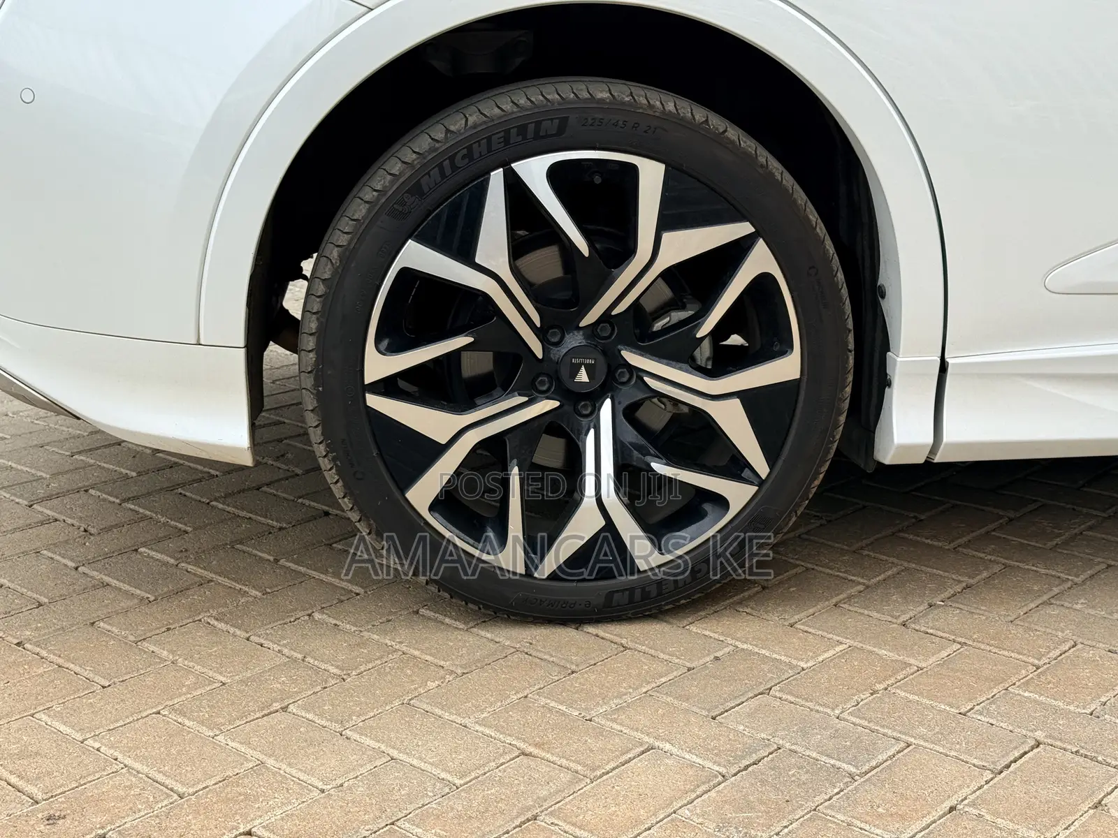 Toyota Crown 2023 White