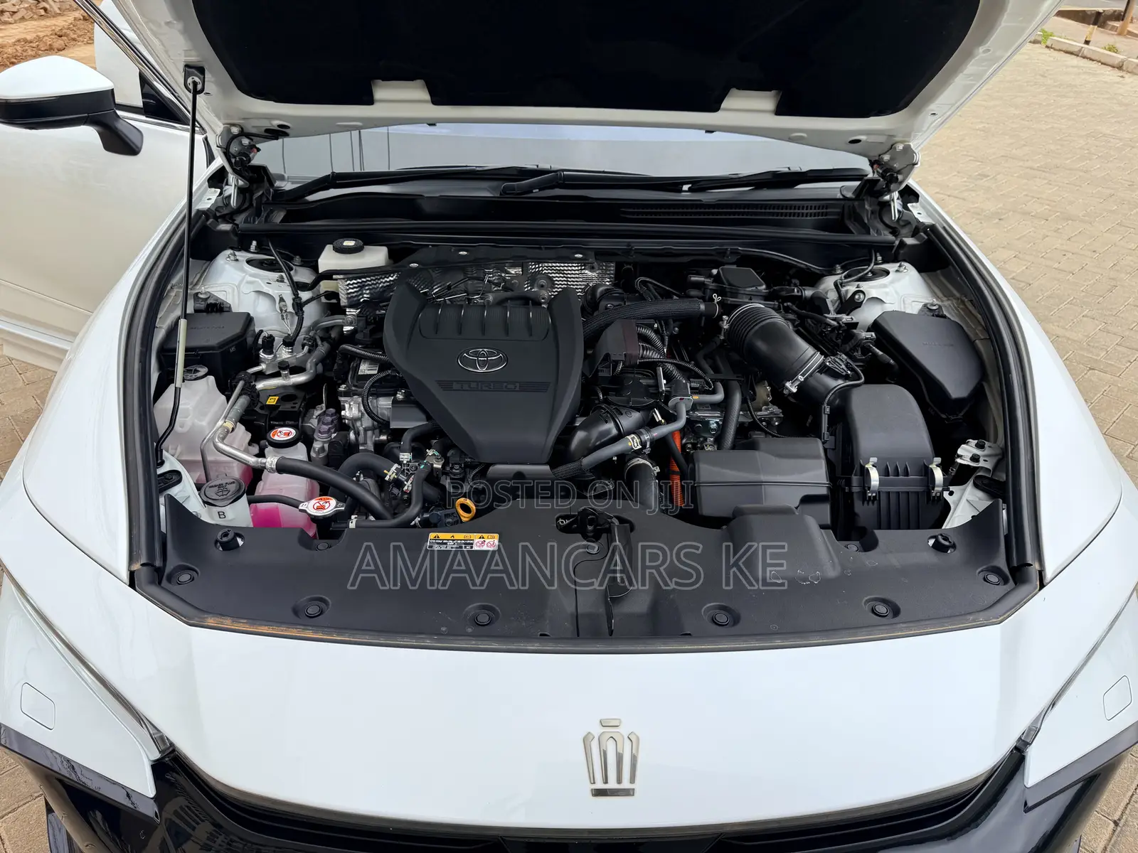 Toyota Crown 2023 White