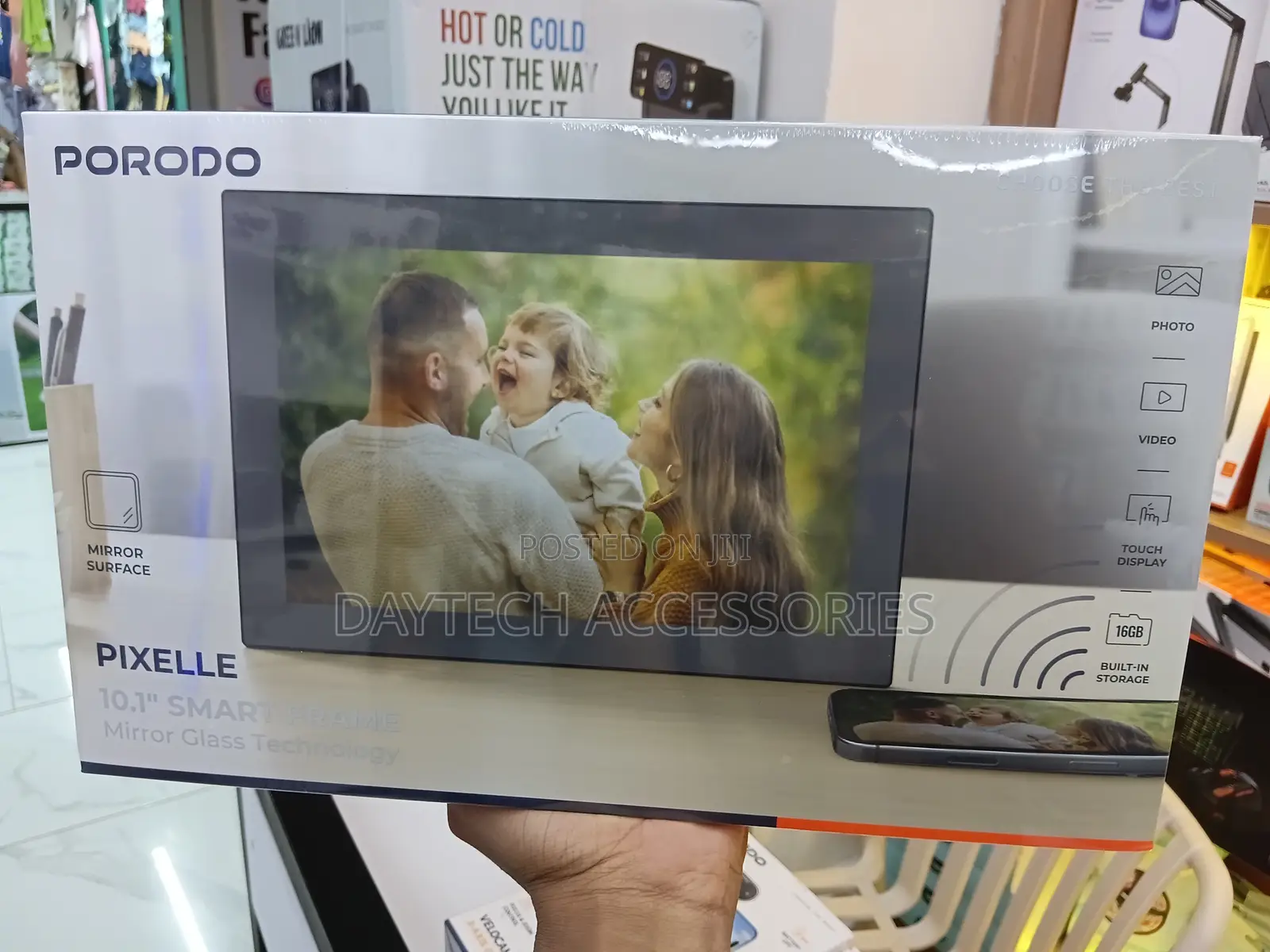 Porodo 10.1 Inch Smart Wifi Digital Photo Frame.