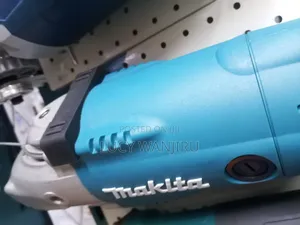 Well Performing Makita Angle Grinder