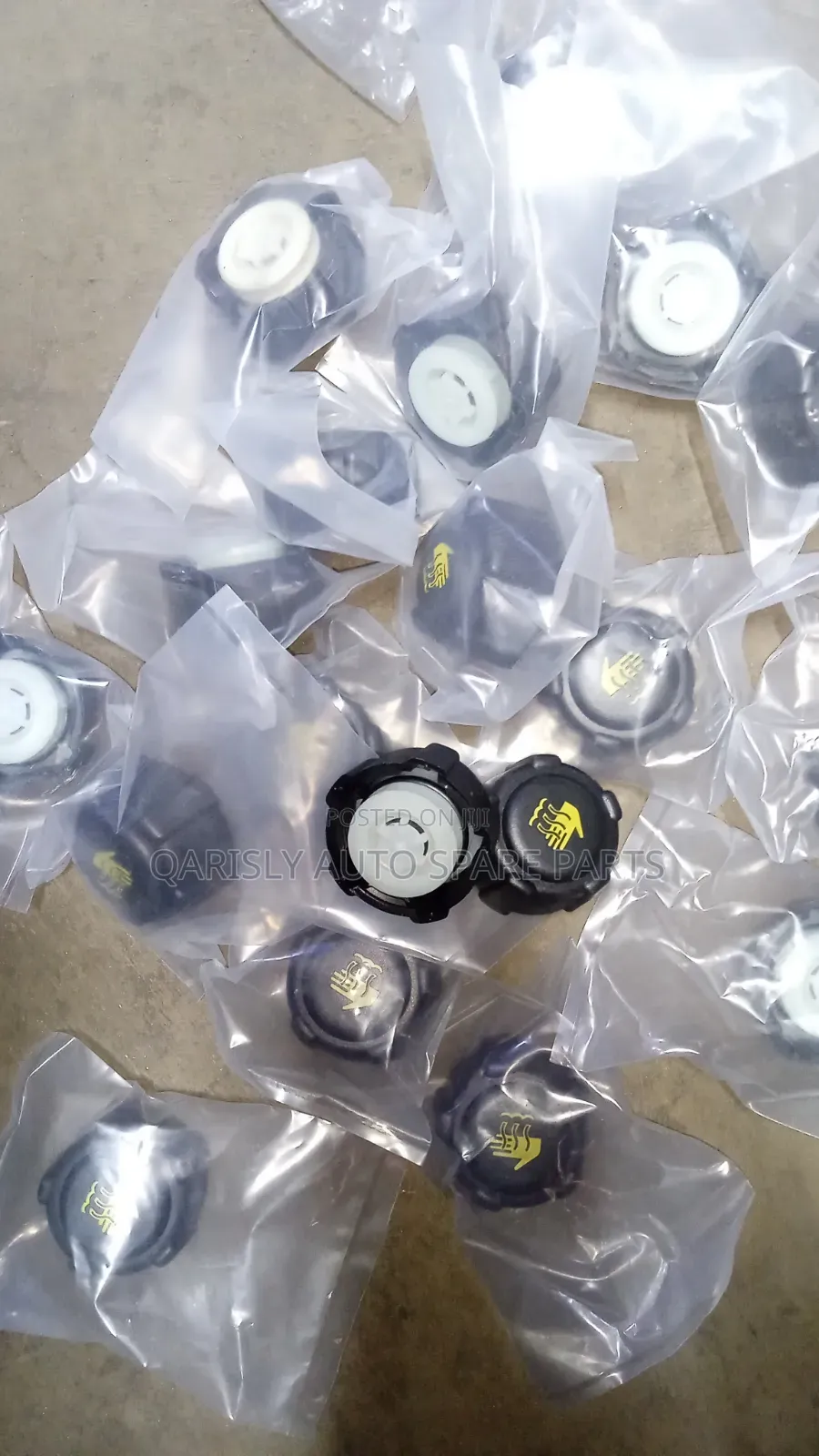 Nissan Dualis/Qashai Washer Bottle Top Caps