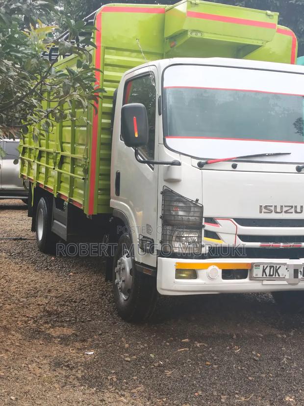 Isuzu NQR 2022 - thumbnail 3