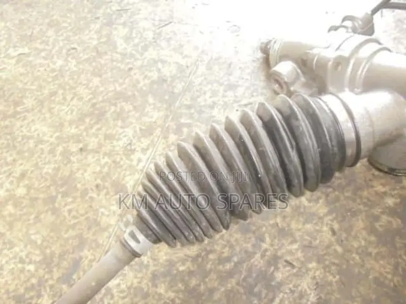 Mitsubishi Chariot Steering Rack