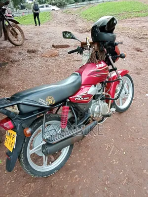 TVS HLX Plus ES 2022 Red