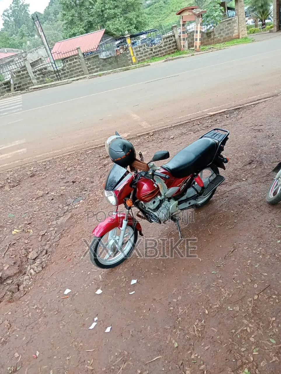 TVS HLX Plus ES 2022 Red