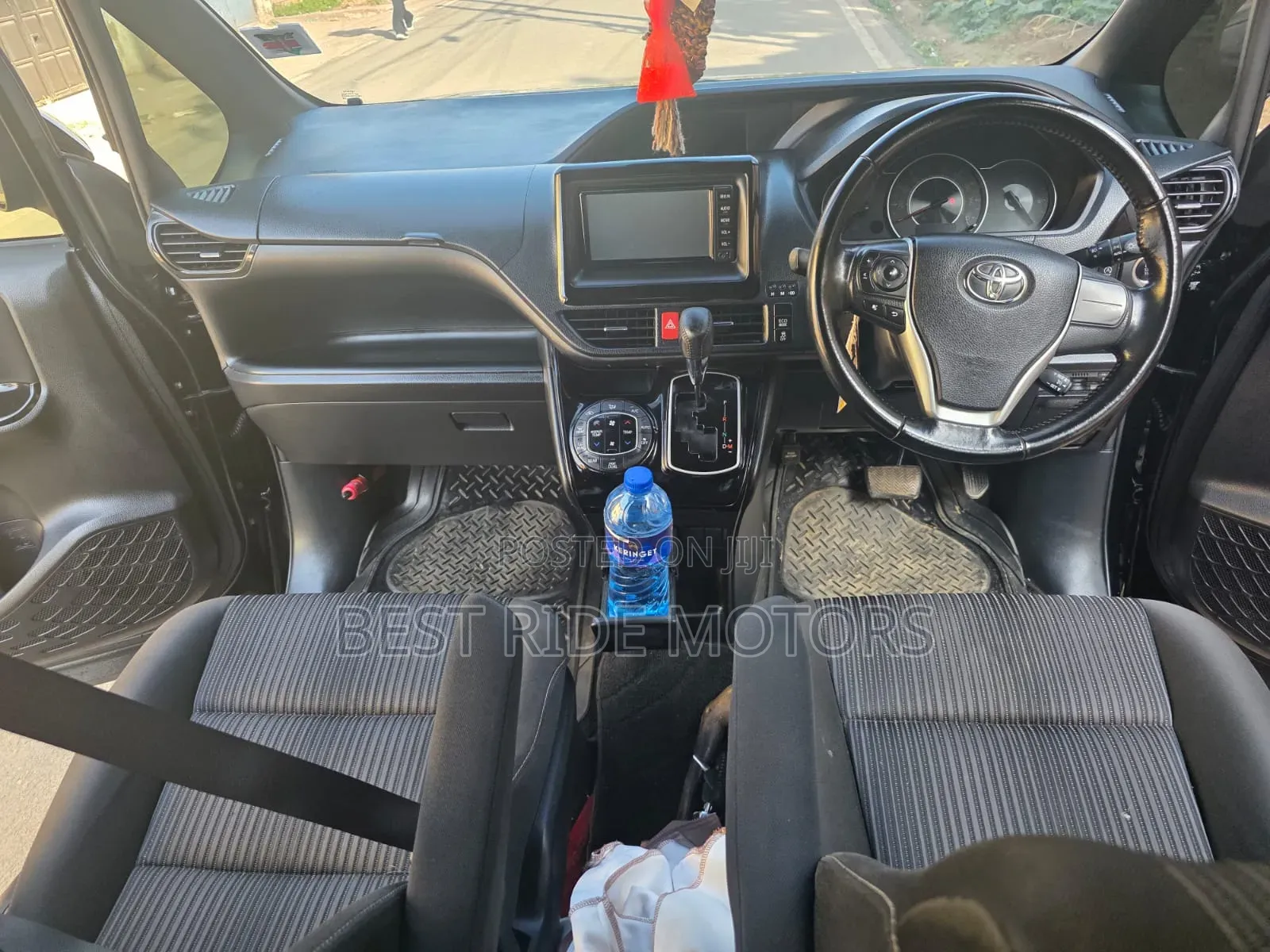 Toyota Voxy 2017 Black