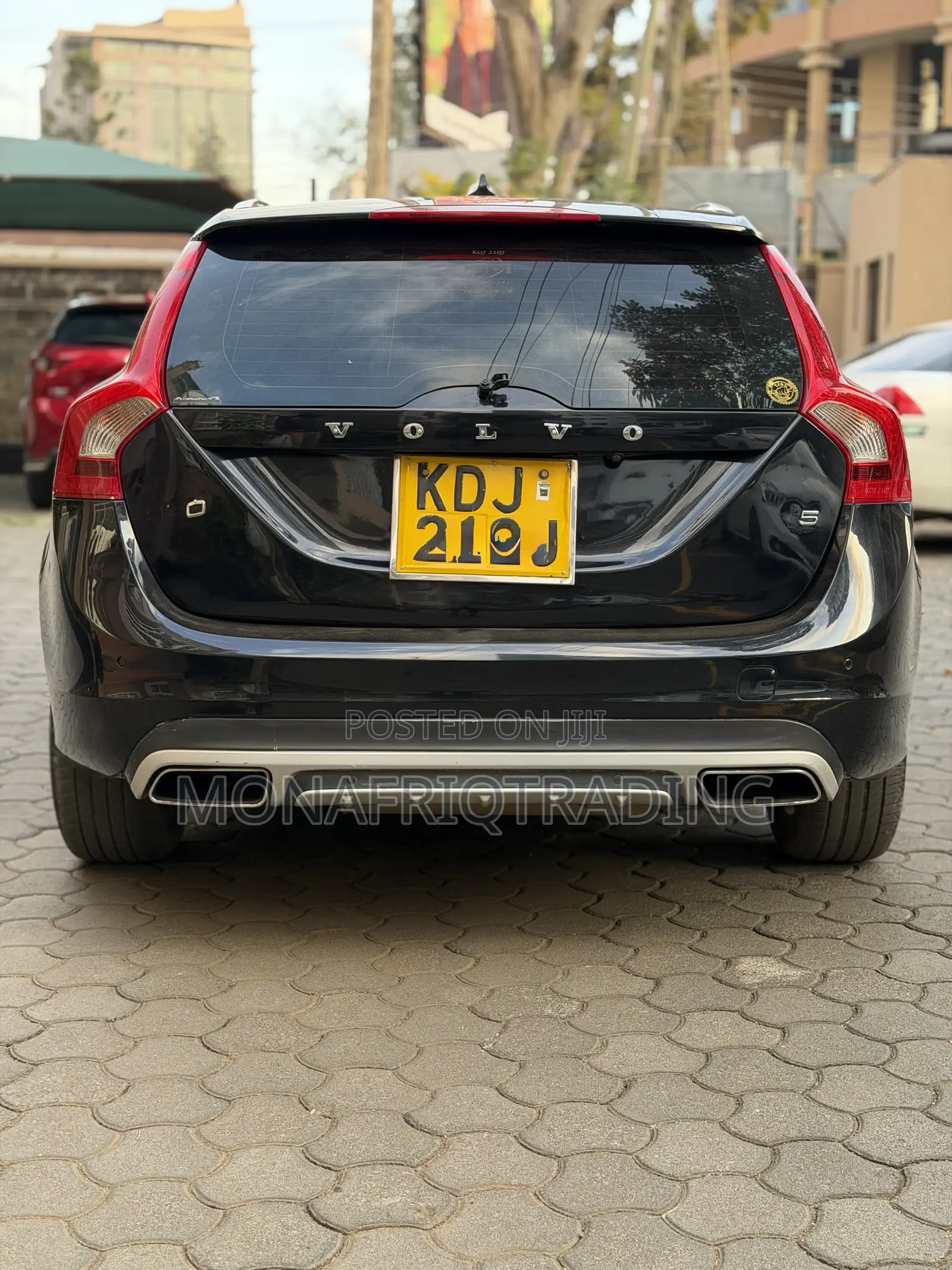 Volvo V60 T5 FWD 2015 Black