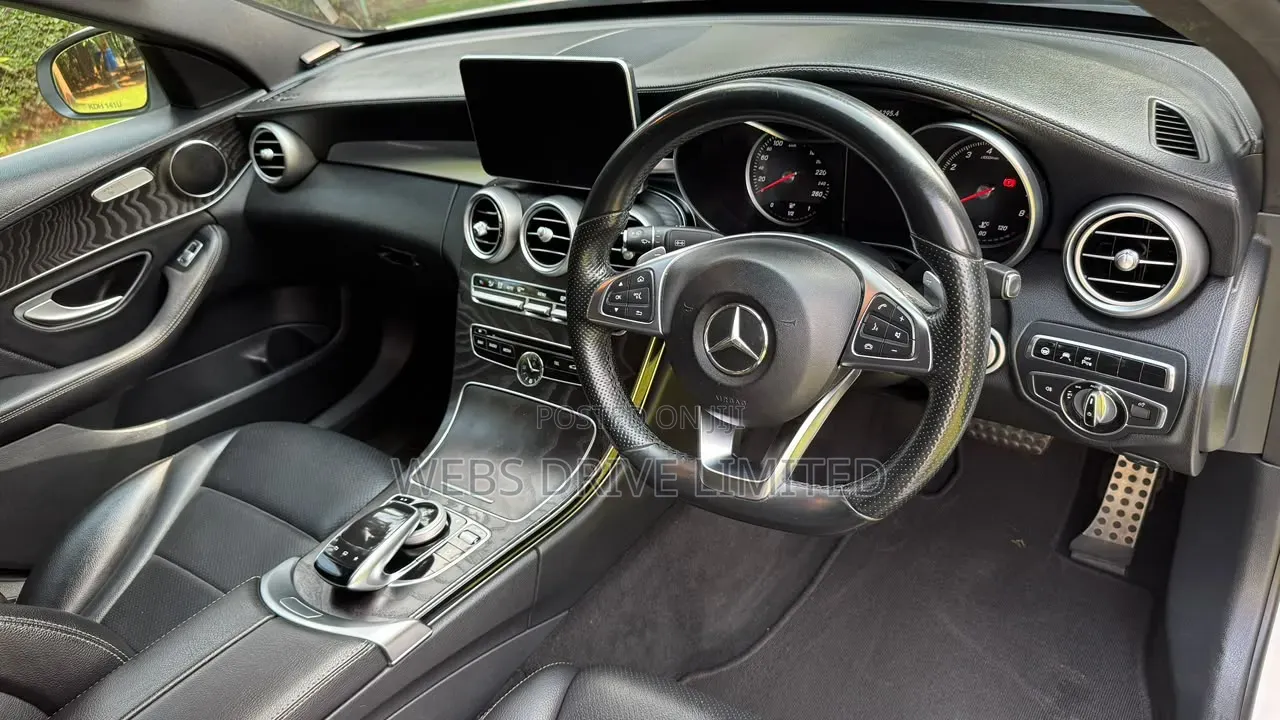Mercedes-Benz C200 2015 White