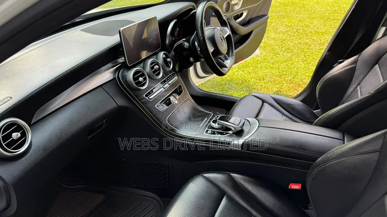 Mercedes-Benz C200 2015 White