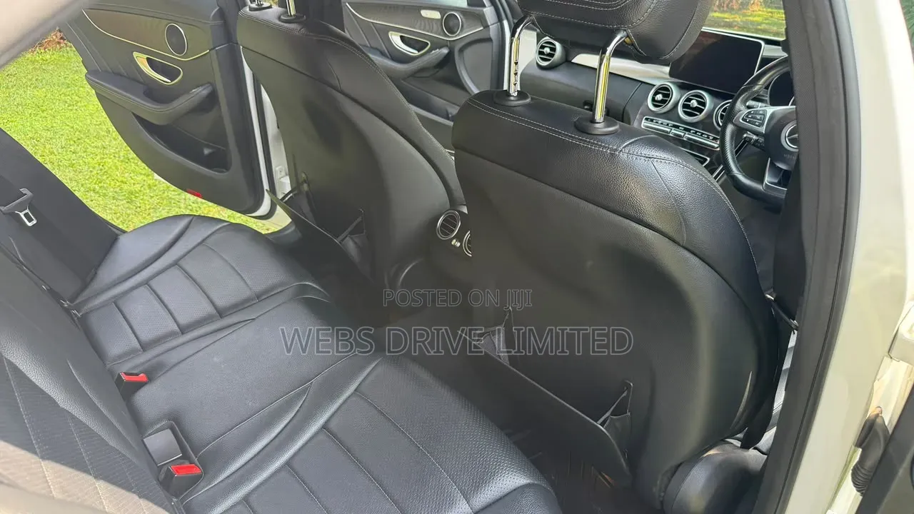 Mercedes-Benz C200 2015 White