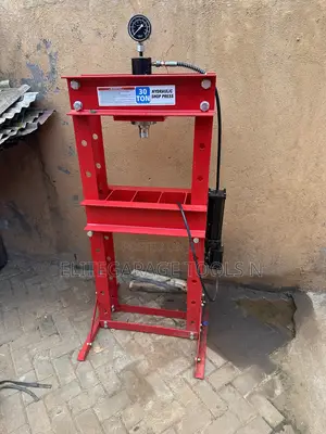 30tonne Pneumatic and Hydraulic Press