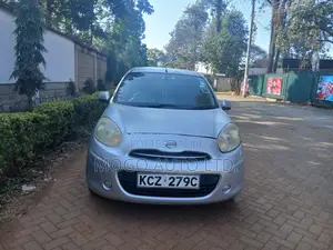 Nissan March 2013 Silver