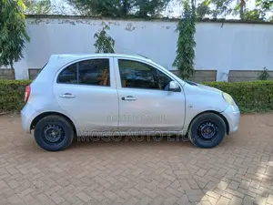 Nissan March 2013 Silver