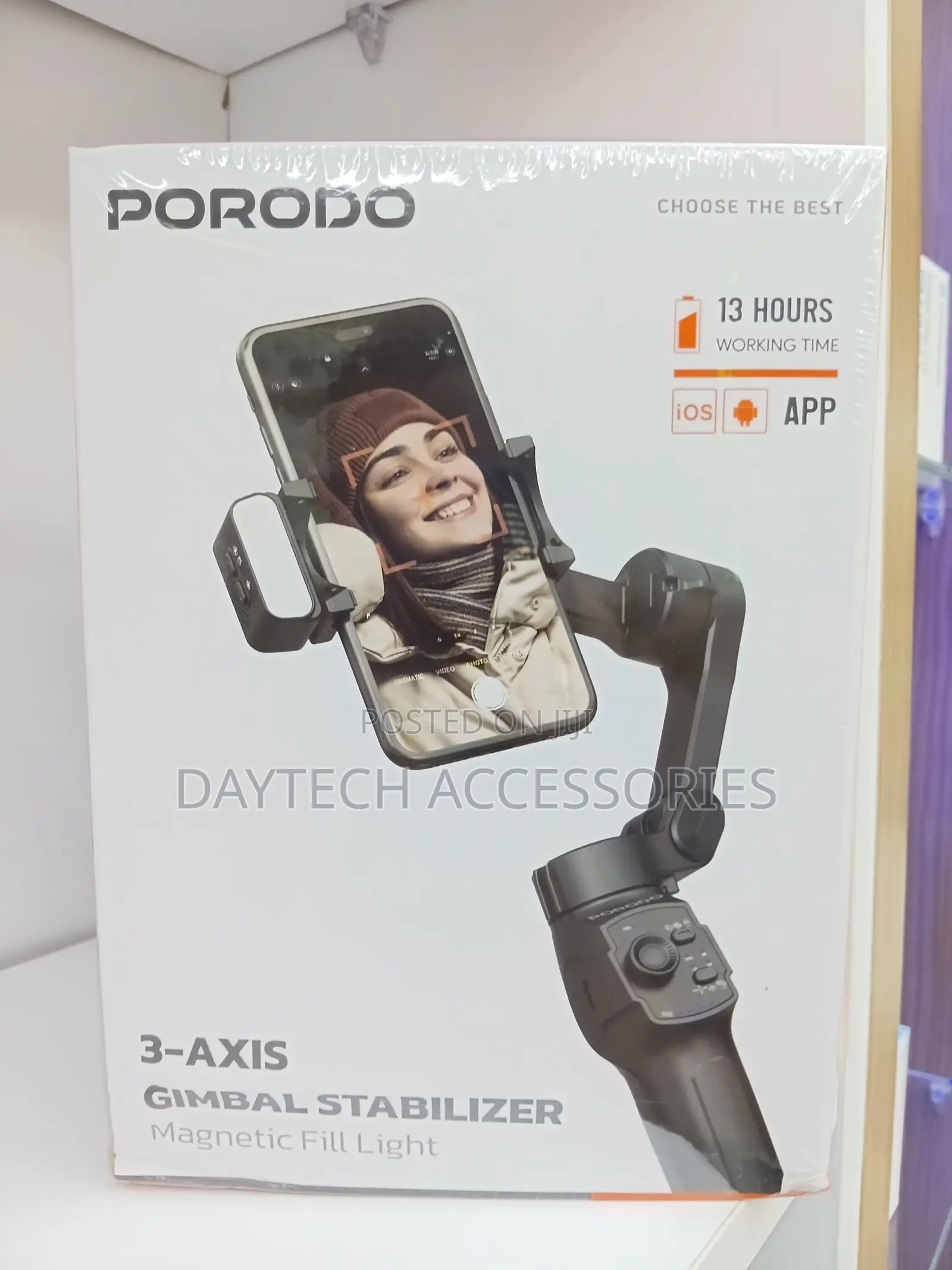 Porodo Lfs127 3-Axis Smartphone Gimbal With a Magnetic Fill Light.