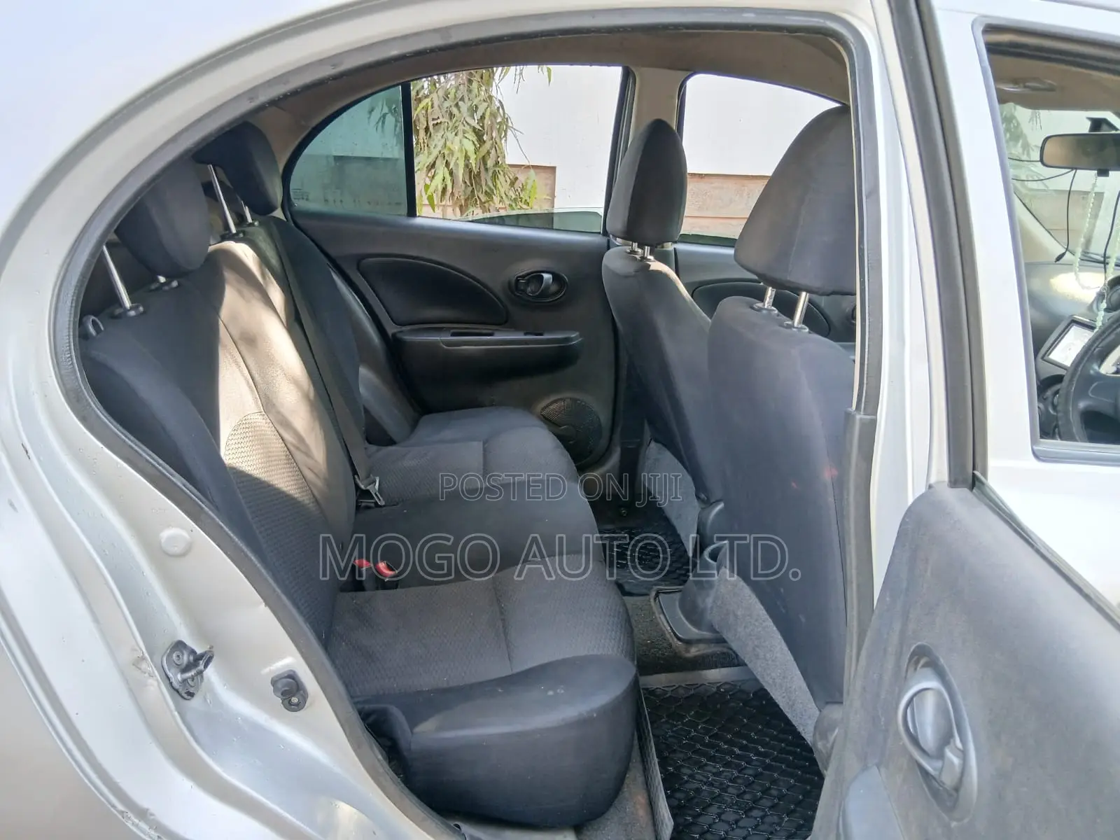Nissan March 2013 Silver