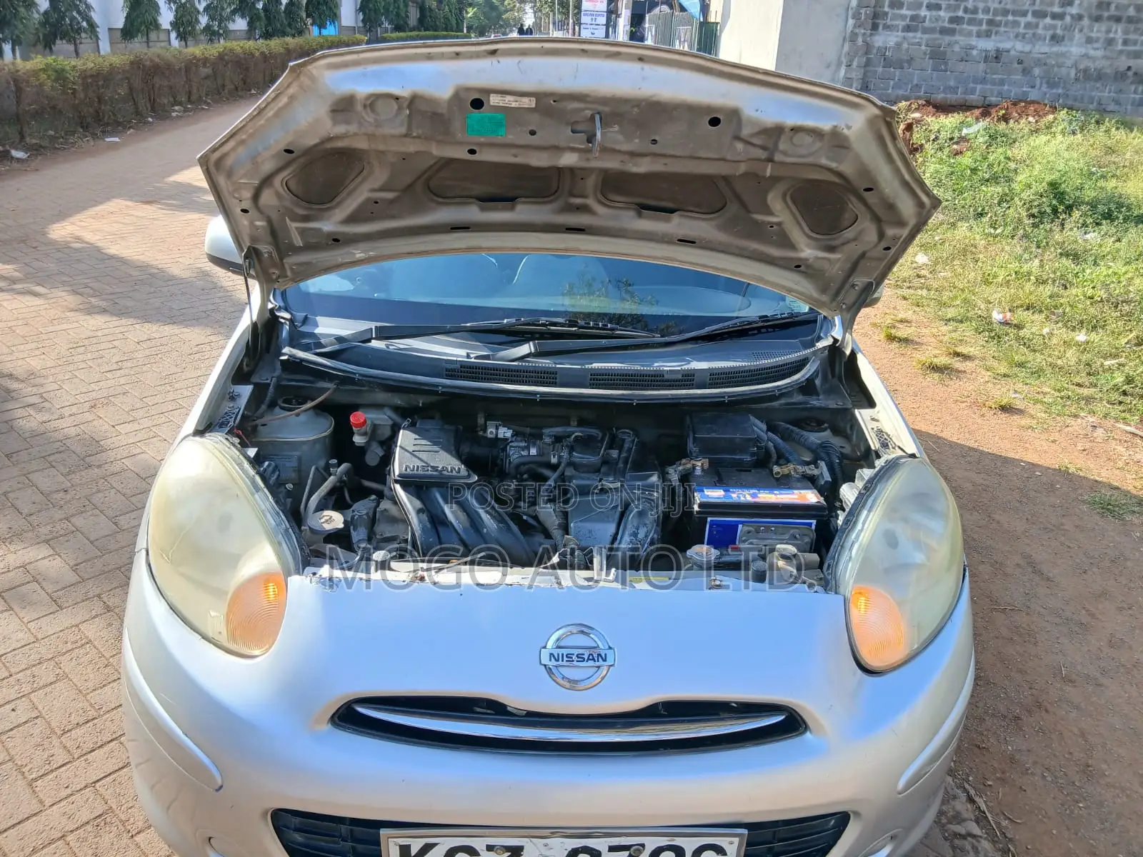 Nissan March 2013 Silver