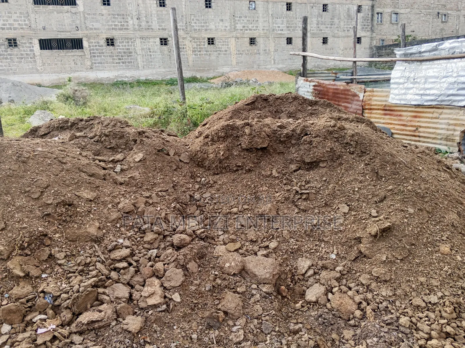 Goat Manure