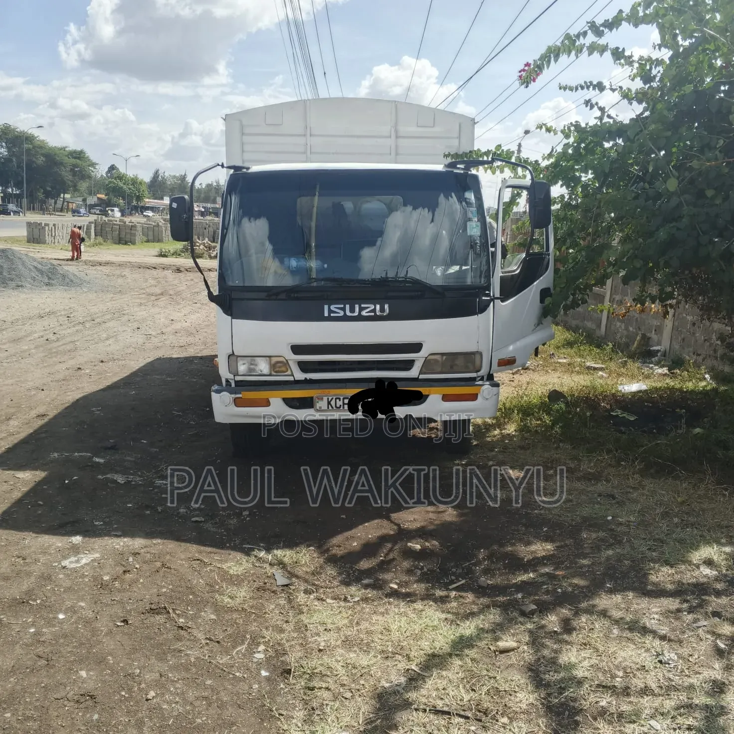 Isuzu FRR Truck