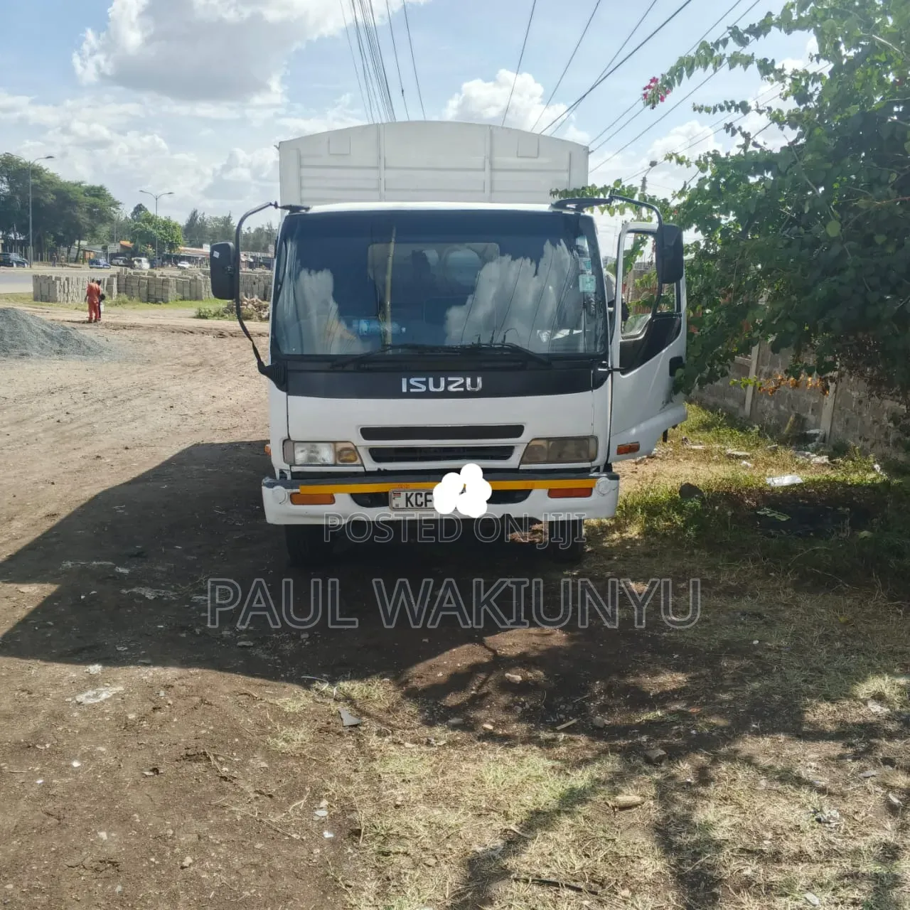 Isuzu FRR Truck