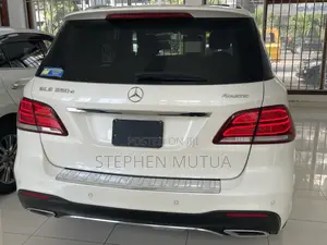 Mercedes-Benz GLE-Class GLE 350d 4MATIC 2019 White