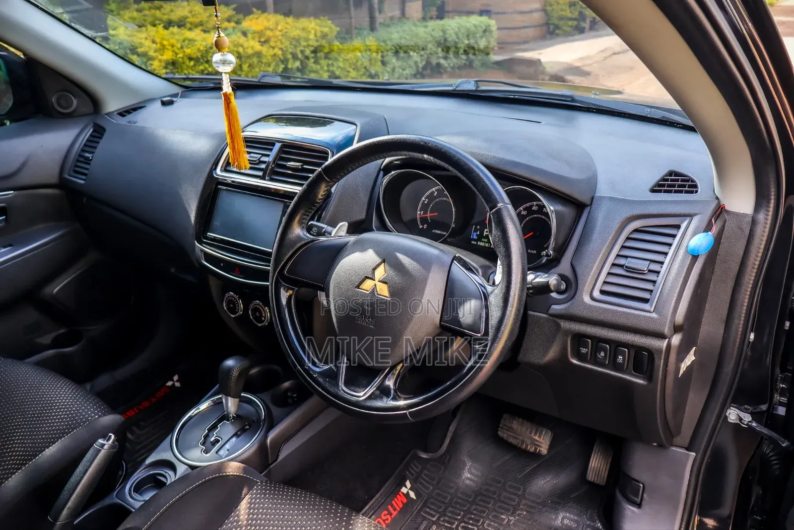 Mitsubishi RVR 2016 Black