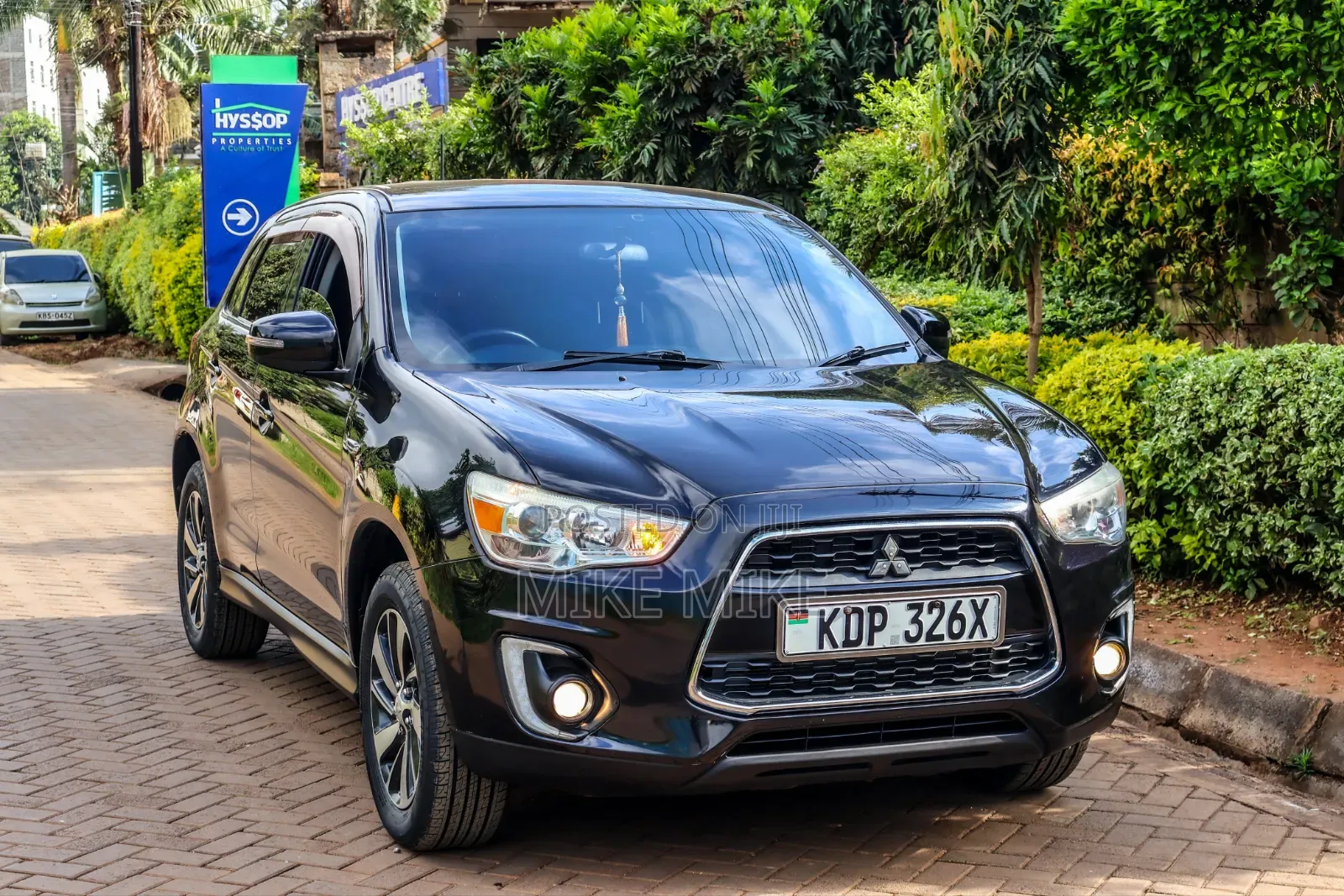 Mitsubishi RVR 2016 Black
