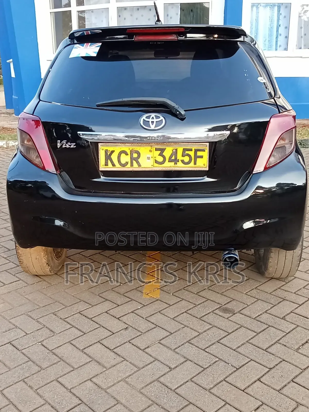 Toyota Vitz 2011 Black